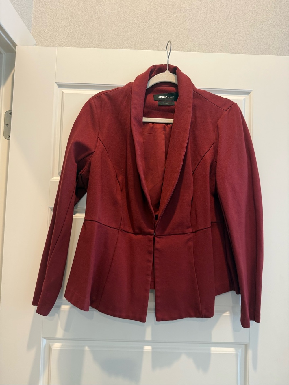 Studio 1940 Burgundy Shawl-Collar Peplum Blazer